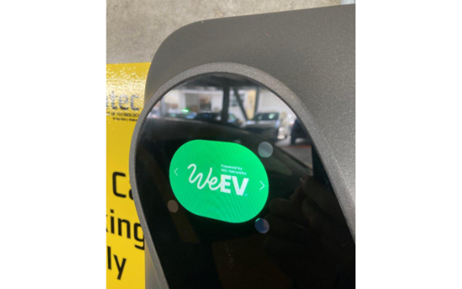 a close up of a machine