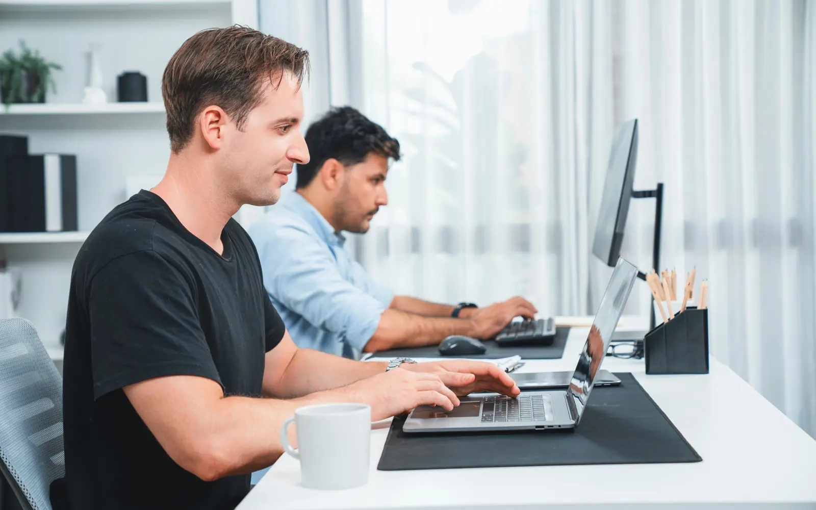 people providing great customer experience